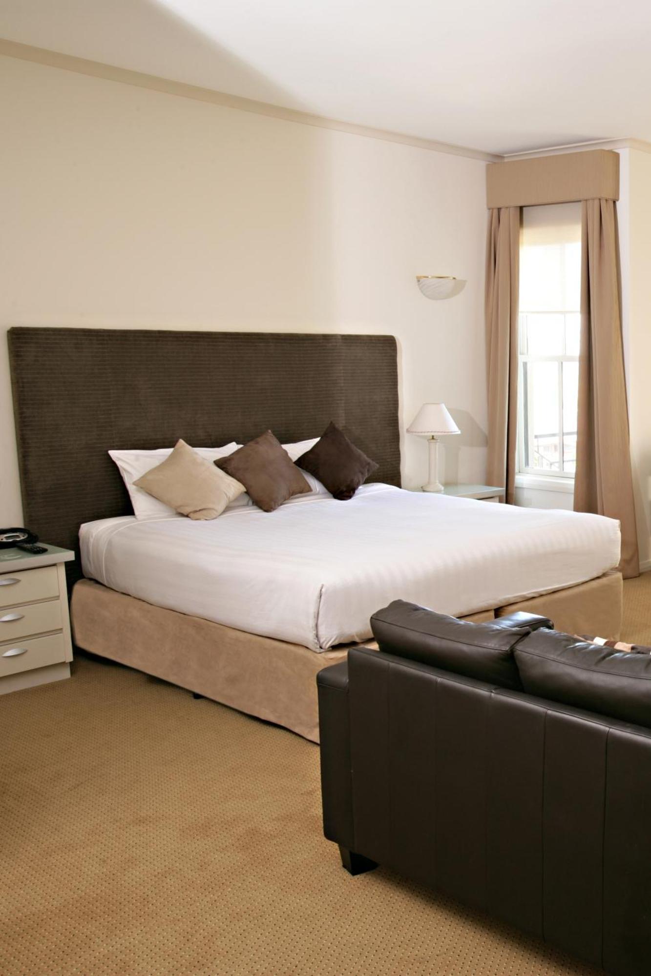 Beau Monde International Hotel Doncaster East Kültér fotó