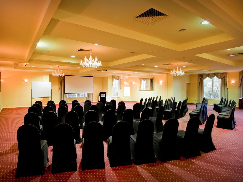 Beau Monde International Hotel Doncaster East Kültér fotó