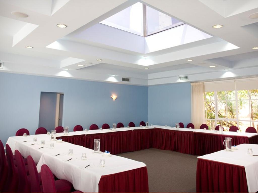 Beau Monde International Hotel Doncaster East Kültér fotó