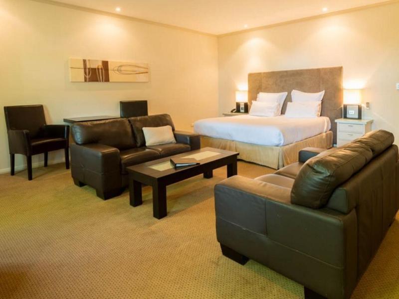 Beau Monde International Hotel Doncaster East Kültér fotó