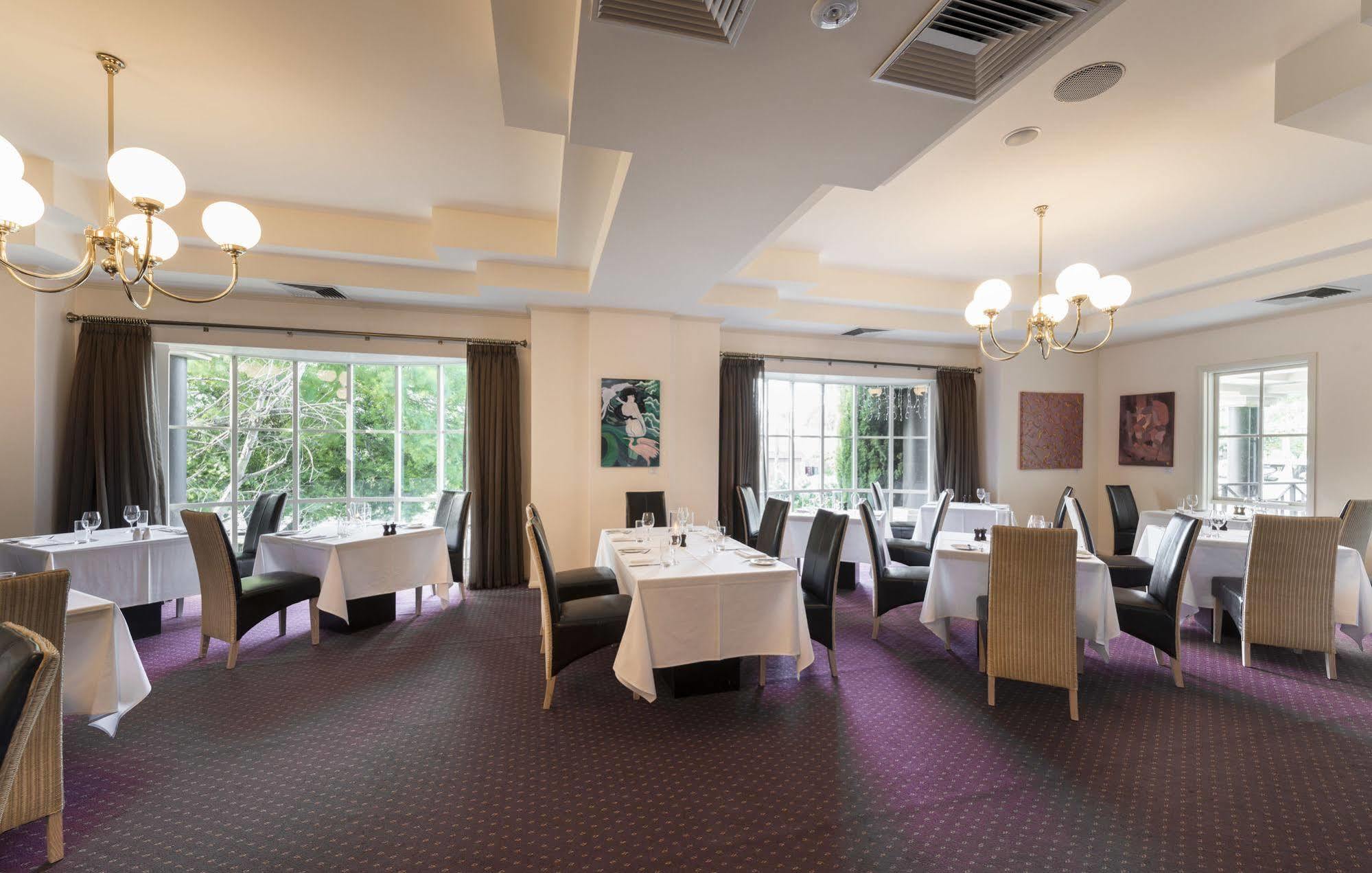 Beau Monde International Hotel Doncaster East Kültér fotó