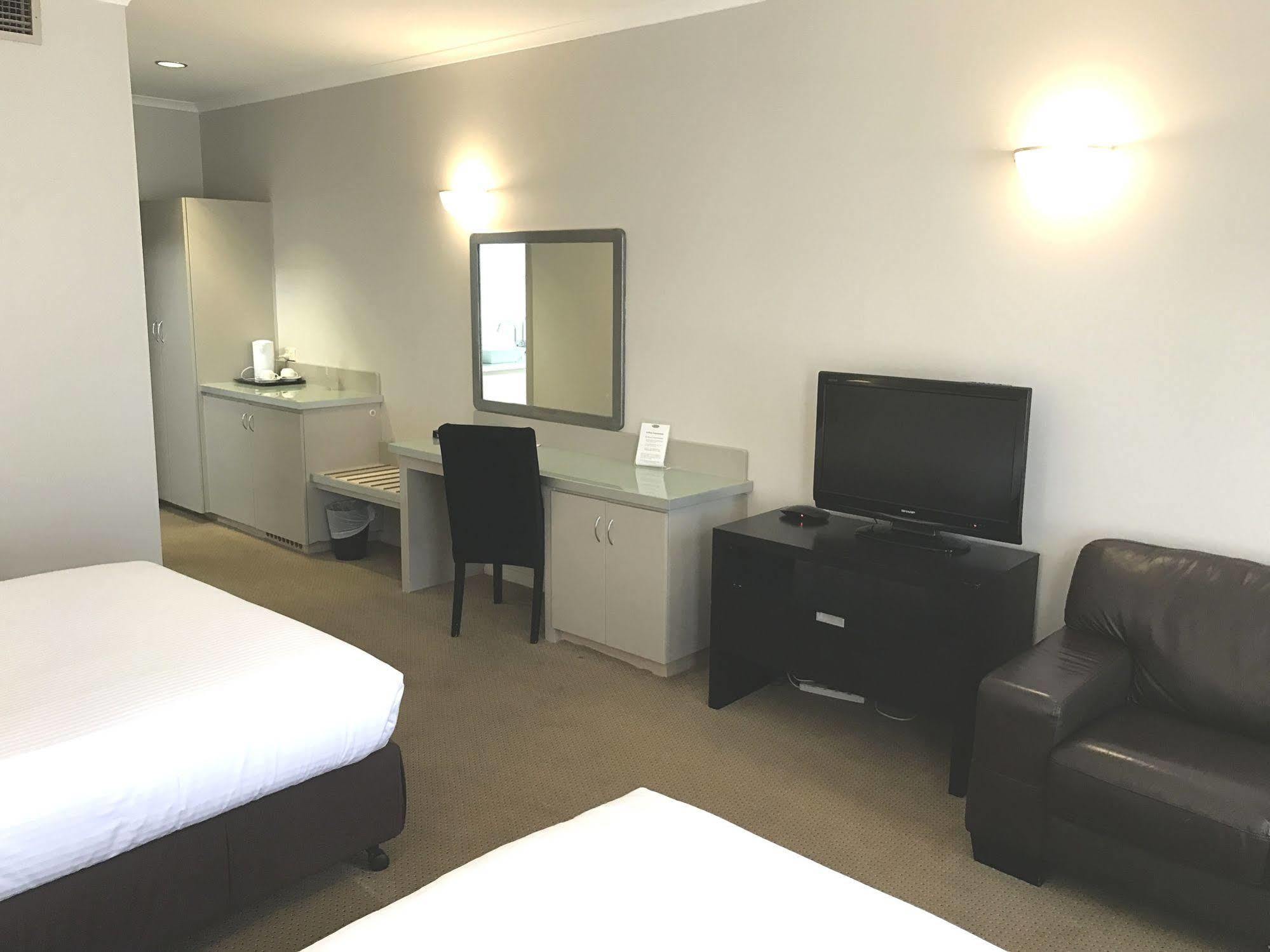 Beau Monde International Hotel Doncaster East Kültér fotó