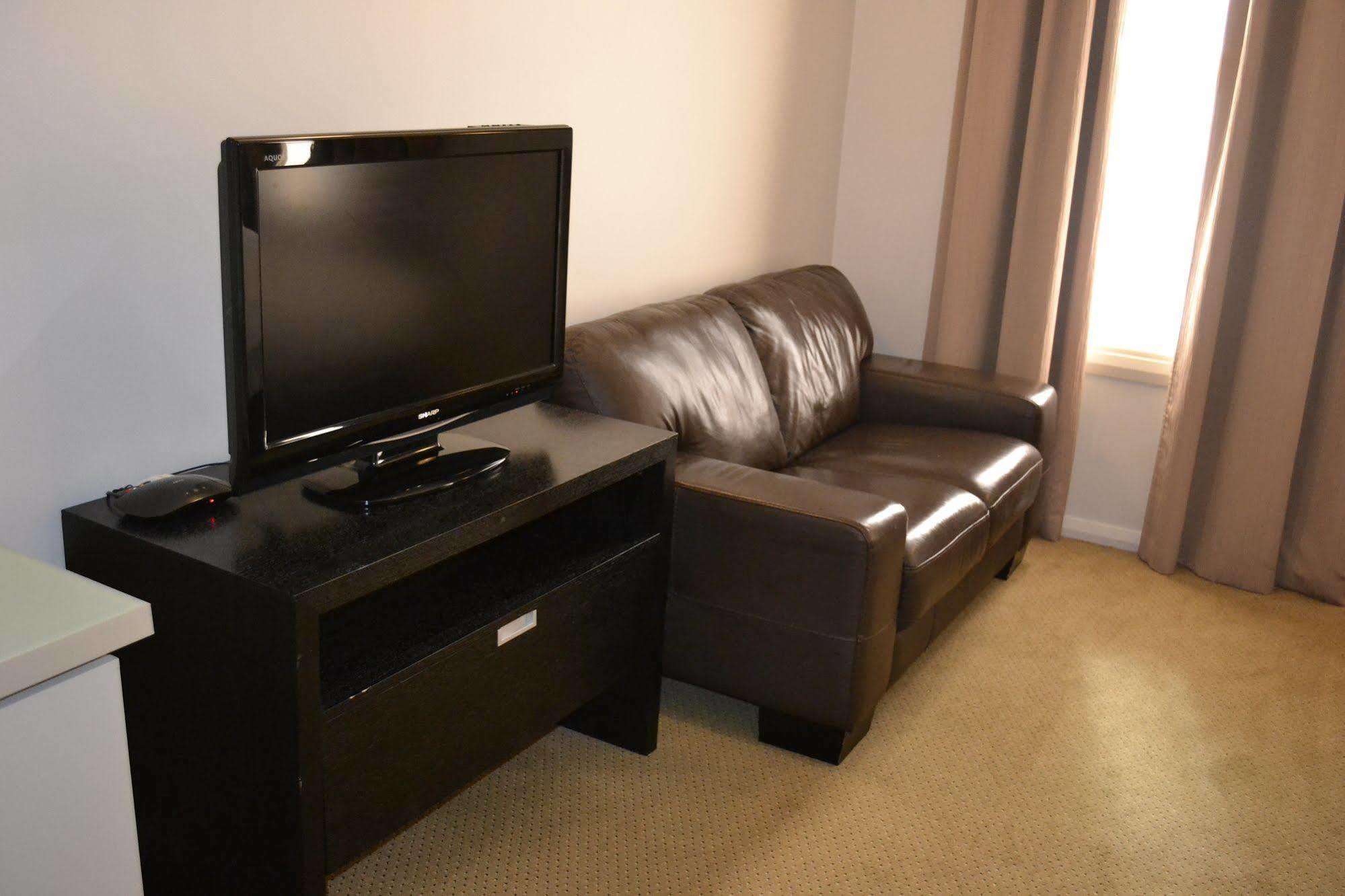 Beau Monde International Hotel Doncaster East Kültér fotó