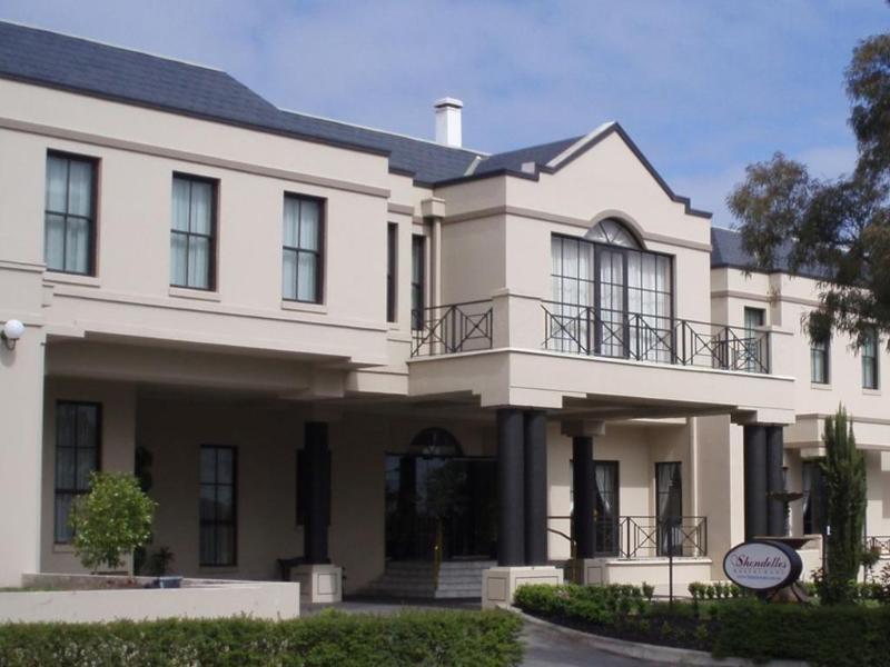 Beau Monde International Hotel Doncaster East Kültér fotó