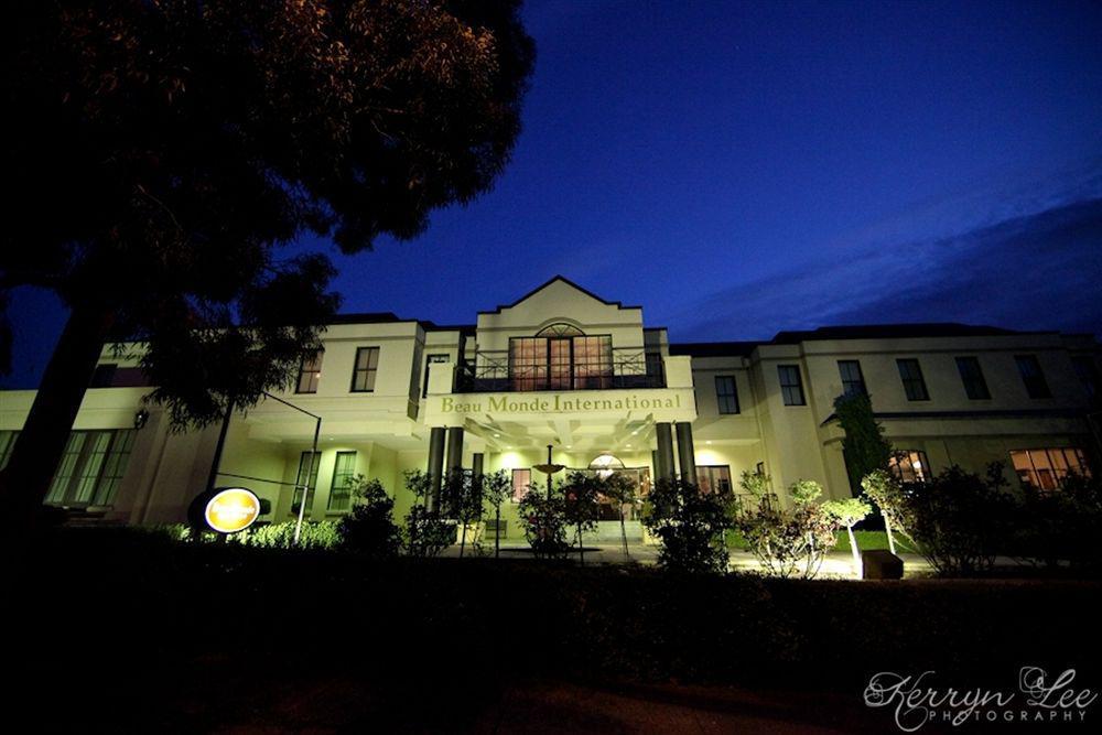 Beau Monde International Hotel Doncaster East Kültér fotó